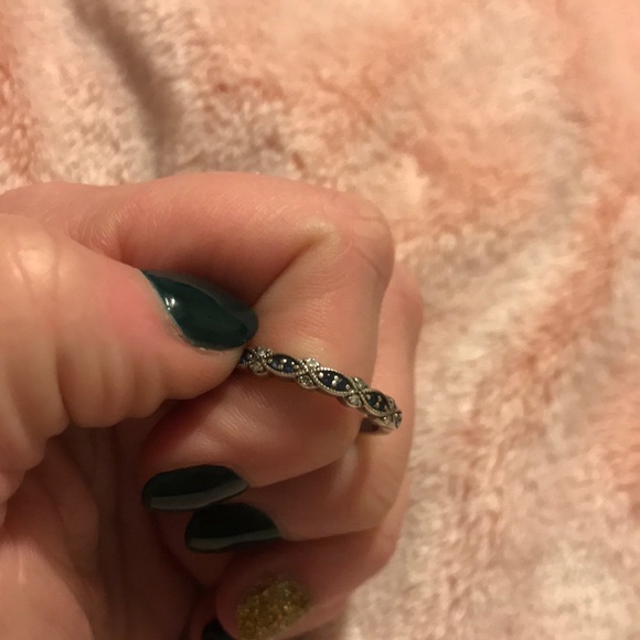 Diamond and sapphire ring - Picture 2 of 3